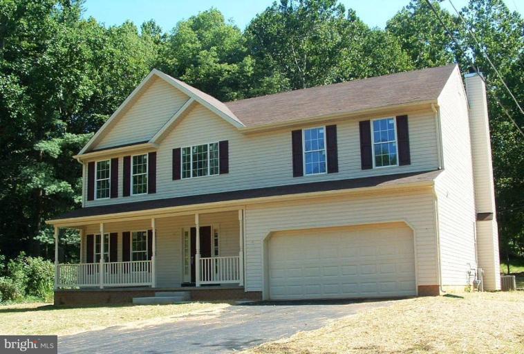 407 Stoney Terrace Fallston, MD 21047 - Photo 1 of 2 Exterior (Main)