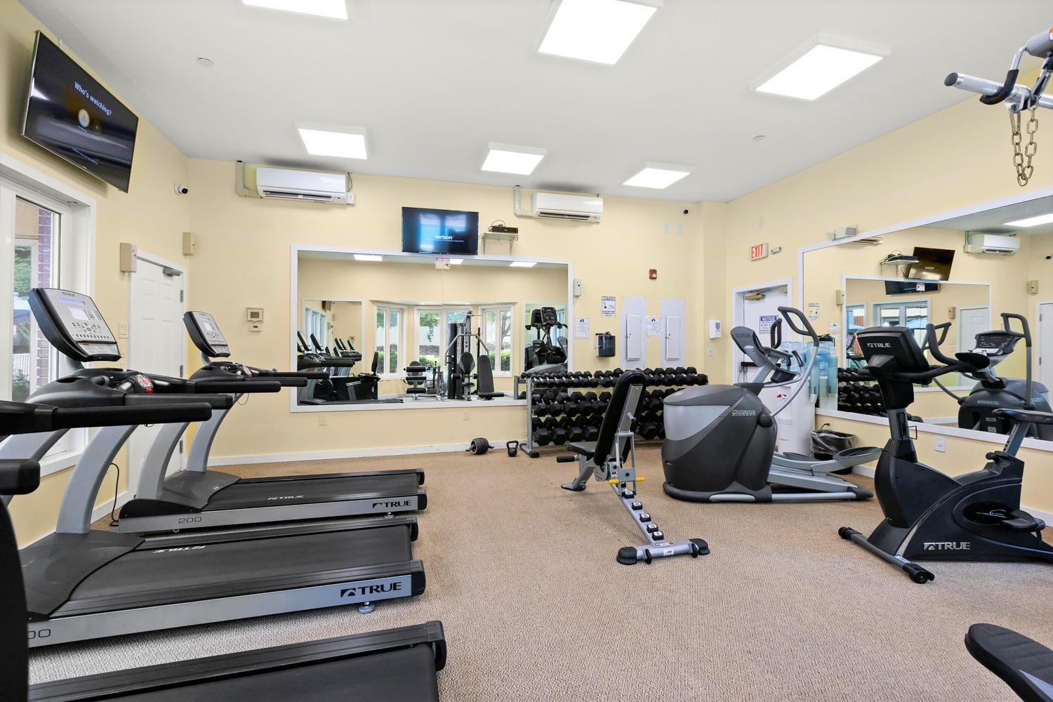 102 Rutledge Court Edgewater, NJ 07020 - Photo 23 of 31 Gallery Image 23