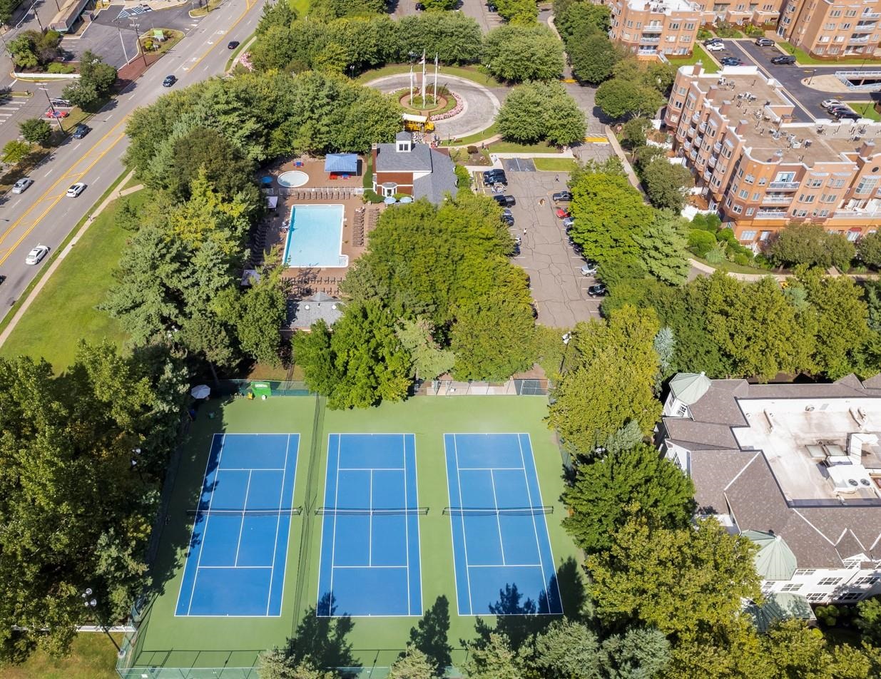102 Rutledge Court Edgewater, NJ 07020 - Photo 27 of 31 Gallery Image 27
