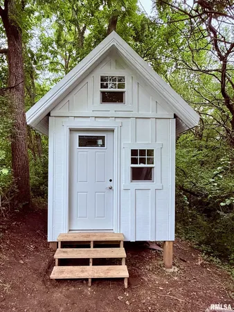 $74,900 | 2012 County Road 600 North, Secor, IL 61771