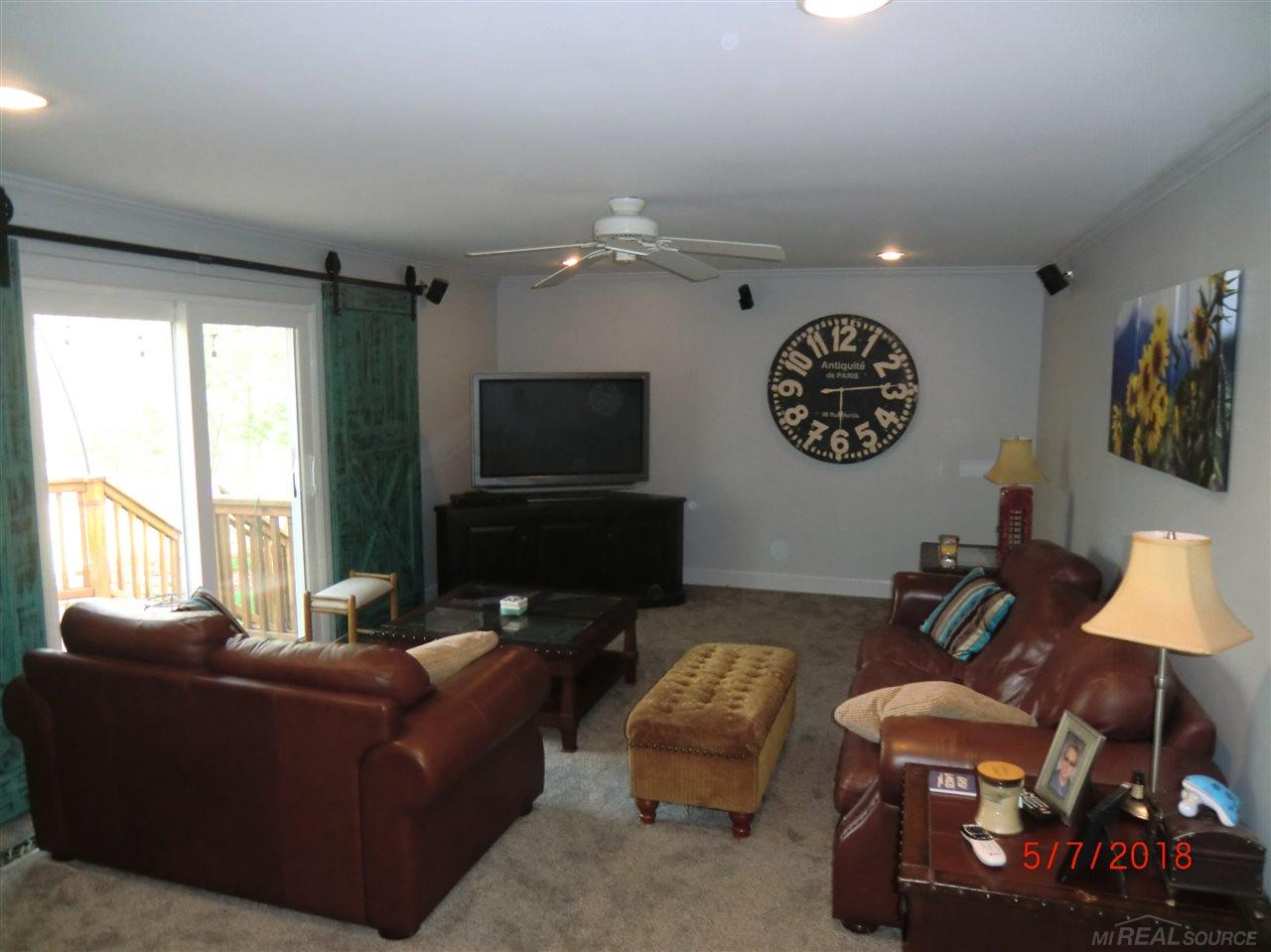 1390 East Fairview Lane Rochester, MI 48306 - Photo 14 of 29 31379171-13.JPG