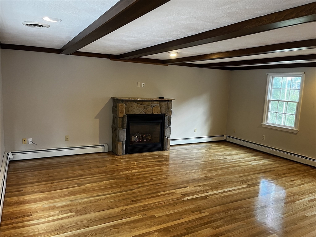 24 Pontiac Road Walpole, MA 02081 - Photo 12 of 25