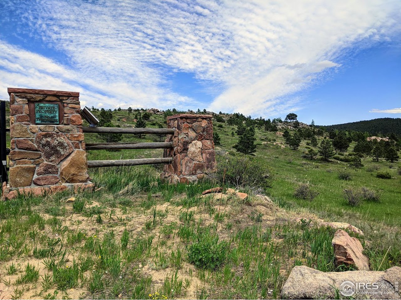 5280 Ridge Road Boulder, CO 80302 - Photo 11 of 19 a view of a garden