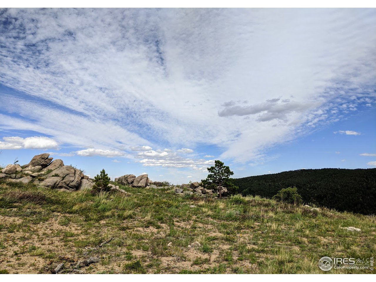 5280 Ridge Road Boulder, CO 80302 - Photo 14 of 19 a view of a sky
