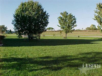 75 West Quayle Run Decatur, IN 46733 - Photo 2 of 4