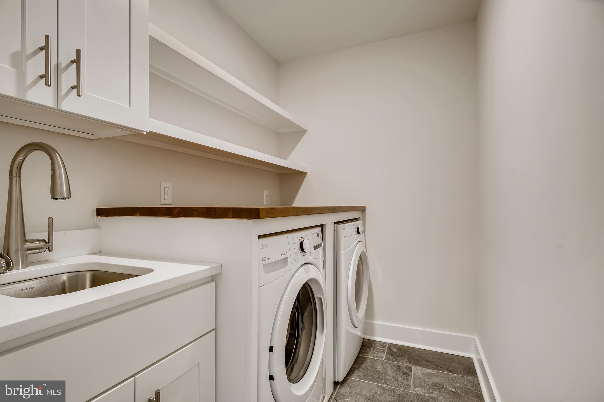 1215 B Providence Road Towson, MD 21286 - Photo 18 of 27 Upper 1 - Laundry Room with utility sink