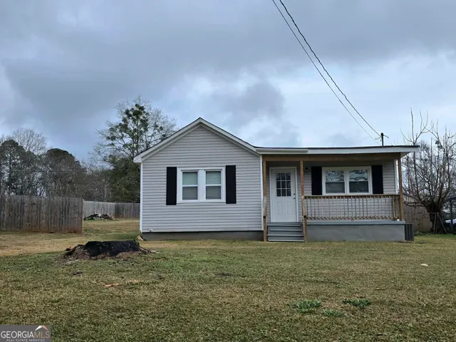 $189,900 | 75 Mathis Lake Road, Thomaston, GA 30286