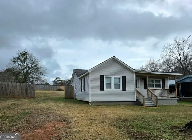 $189,900 | 75 Mathis Lake Road, Thomaston, GA 30286