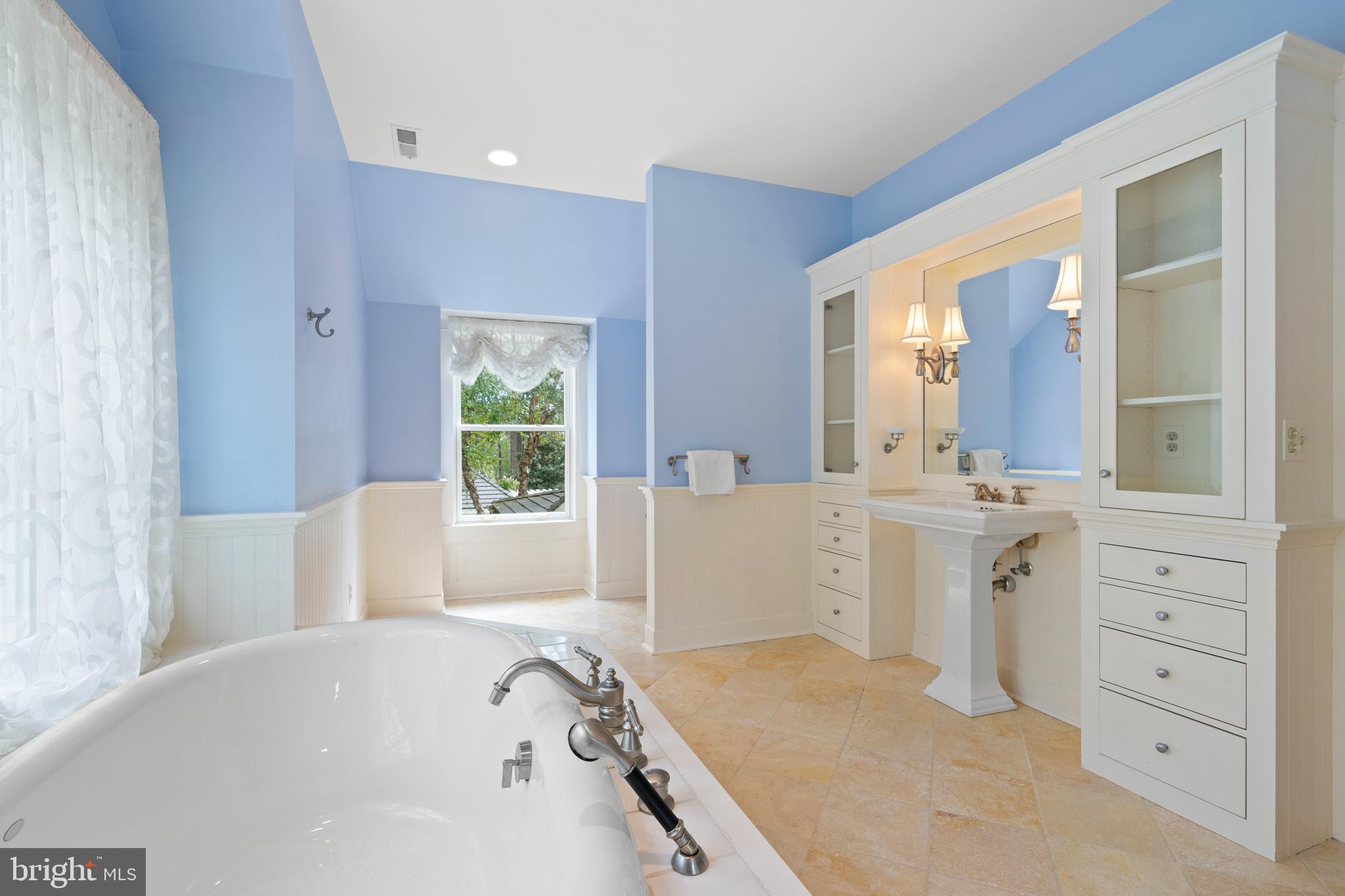 7536 Quaker Neck Road Bozman, MD 21612 - Photo 23 of 50 Primary Bath