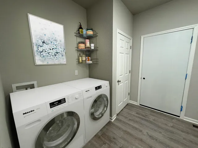 $561,600 | 402 North Julie, Belleville, WI 53508