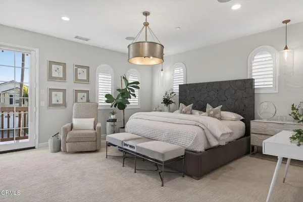 $1,750,000 | 4045 Harbour Island Lane, Oxnard, CA 93035