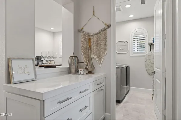 $1,750,000 | 4045 Harbour Island Lane, Oxnard, CA 93035