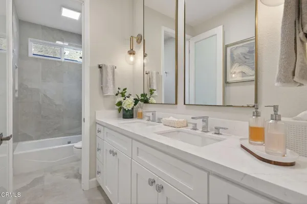 $1,750,000 | 4045 Harbour Island Lane, Oxnard, CA 93035