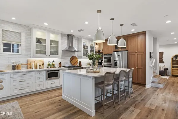 $1,750,000 | 4045 Harbour Island Lane, Oxnard, CA 93035