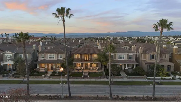 $1,750,000 | 4045 Harbour Island Lane, Oxnard, CA 93035