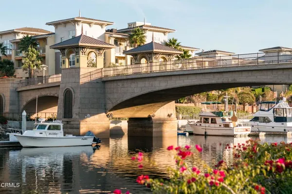 $1,750,000 | 4045 Harbour Island Lane, Oxnard, CA 93035
