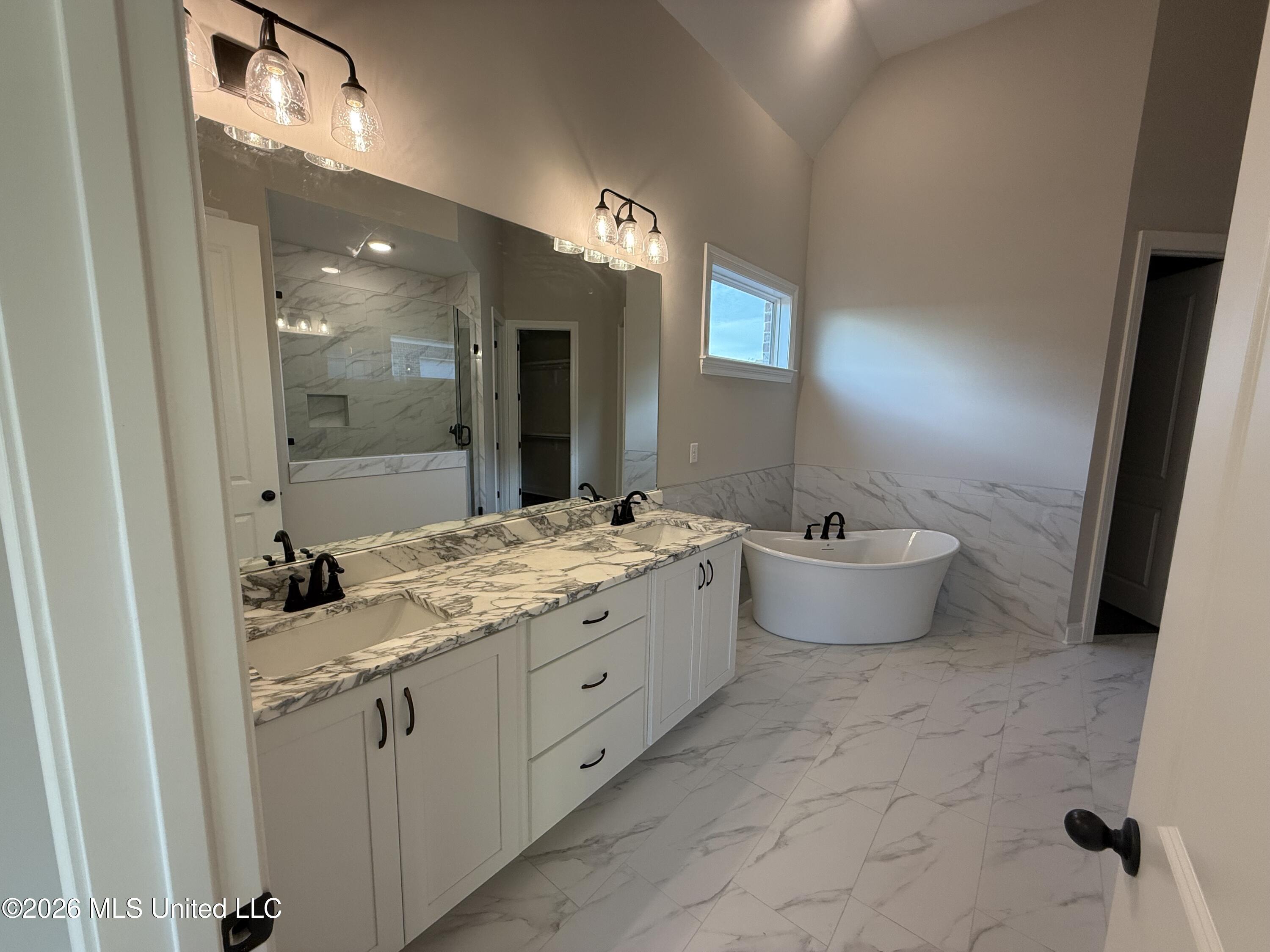 2275 Livingston Way Hernando, MS 38632 - Photo 20 of 48 IMG_3297