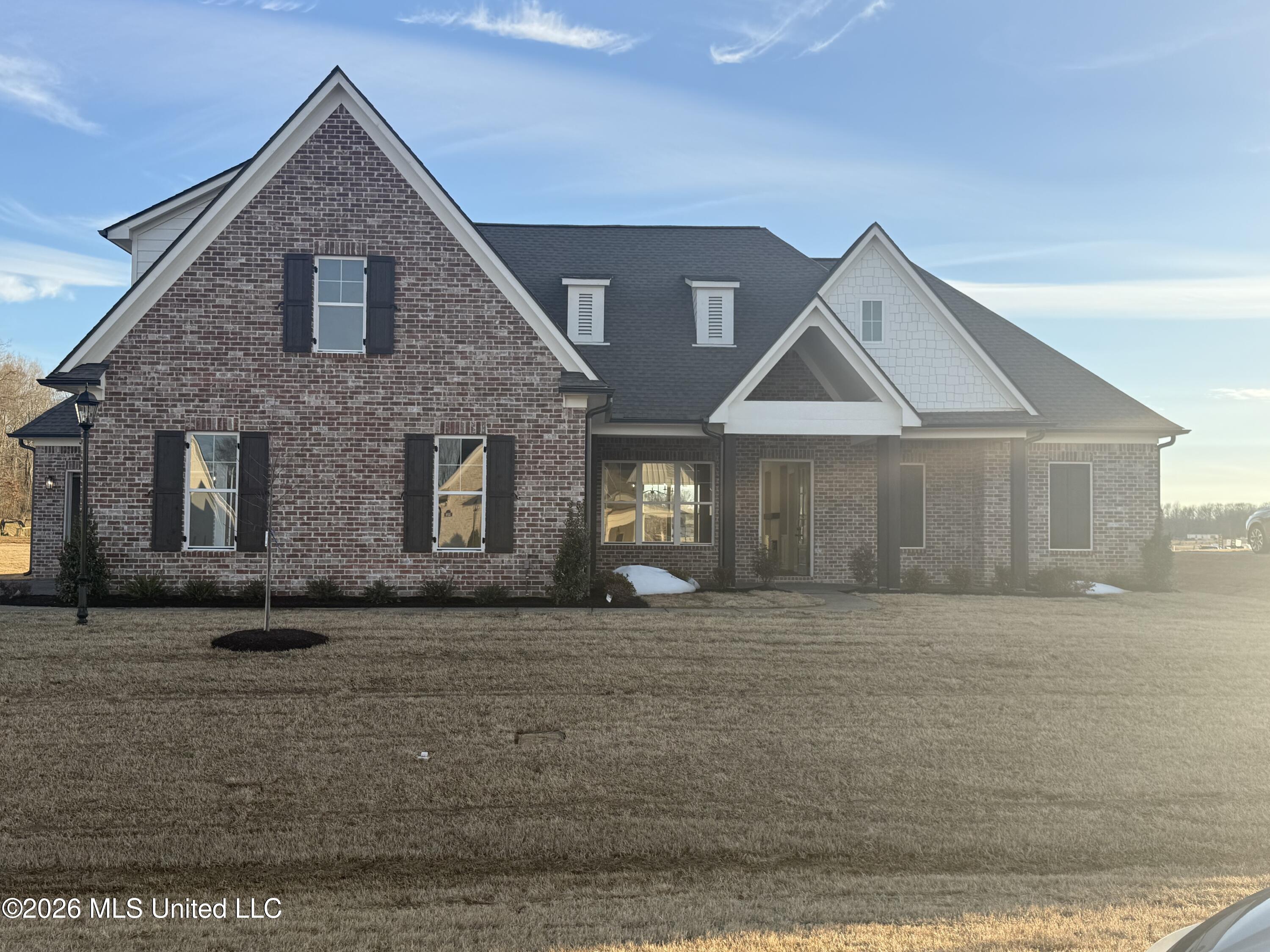 2275 Livingston Way Hernando, MS 38632 - Photo 2 of 48 IMG_3281