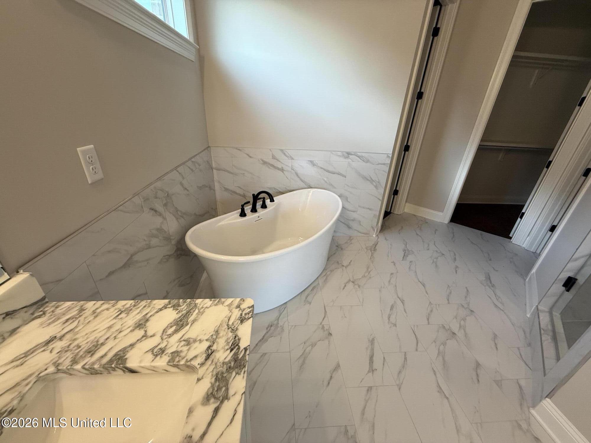 2275 Livingston Way Hernando, MS 38632 - Photo 27 of 48 IMG_3300