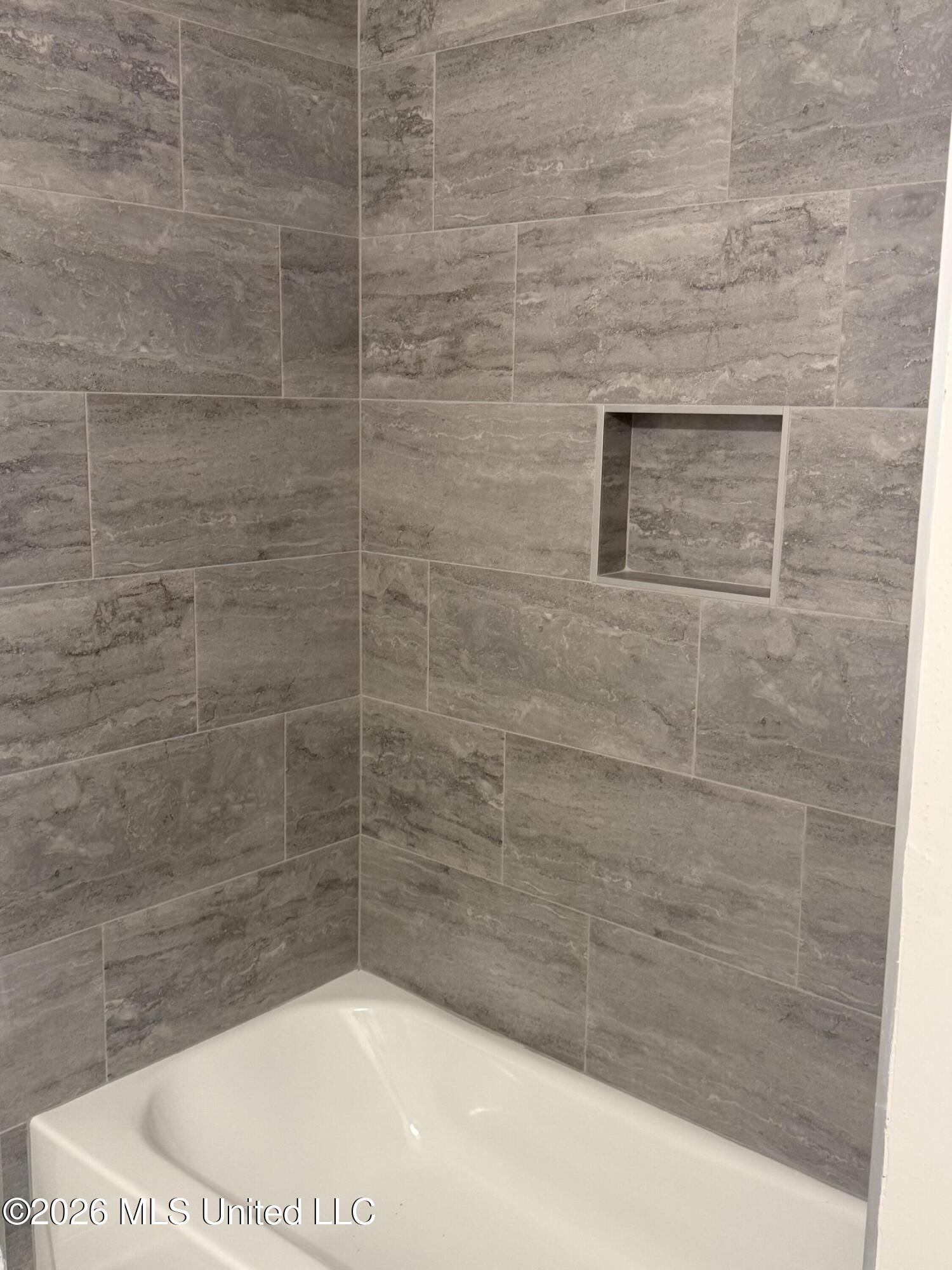 2275 Livingston Way Hernando, MS 38632 - Photo 37 of 48 IMG_3310