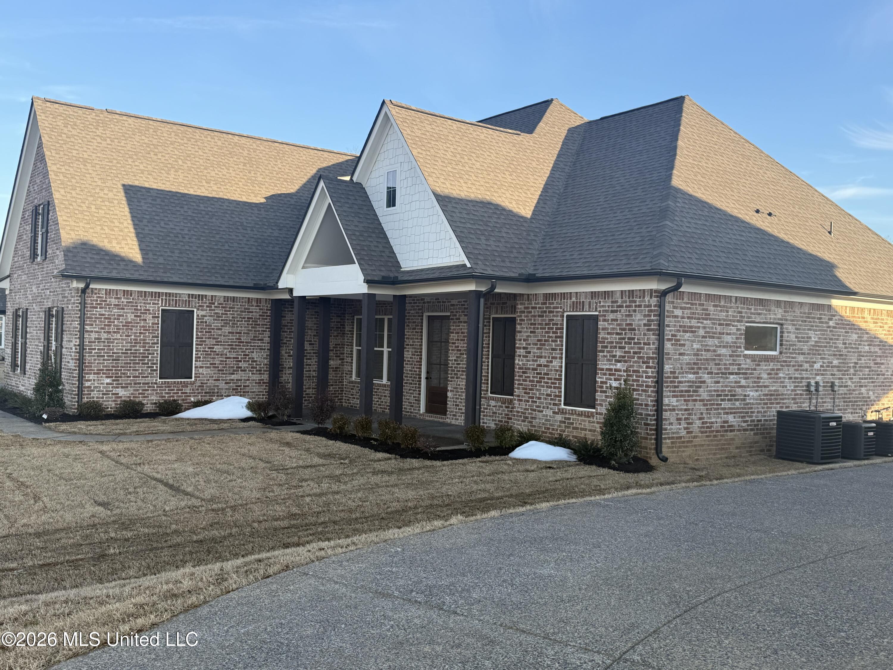 2275 Livingston Way Hernando, MS 38632 - Photo 6 of 48 IMG_3278