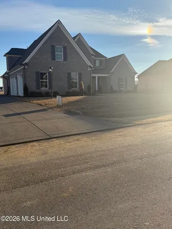 $589,900 | 2275 Livingston Way, Hernando, MS 38632