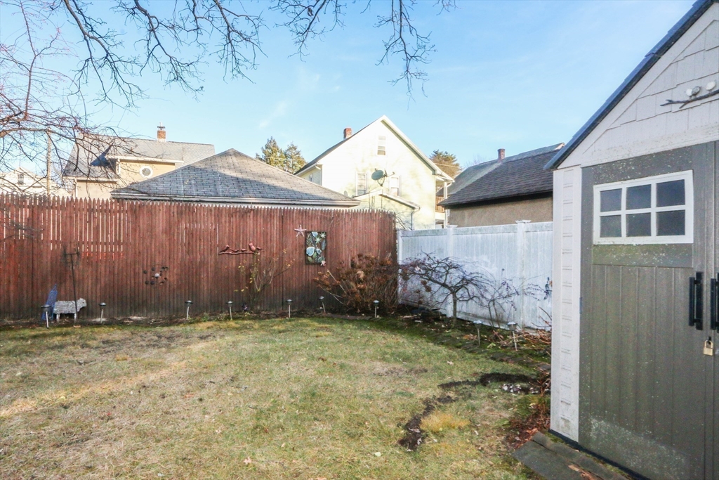 101 Manchester Terrace Springfield, MA 01108 - Photo 41 of 42 a view of a backyard