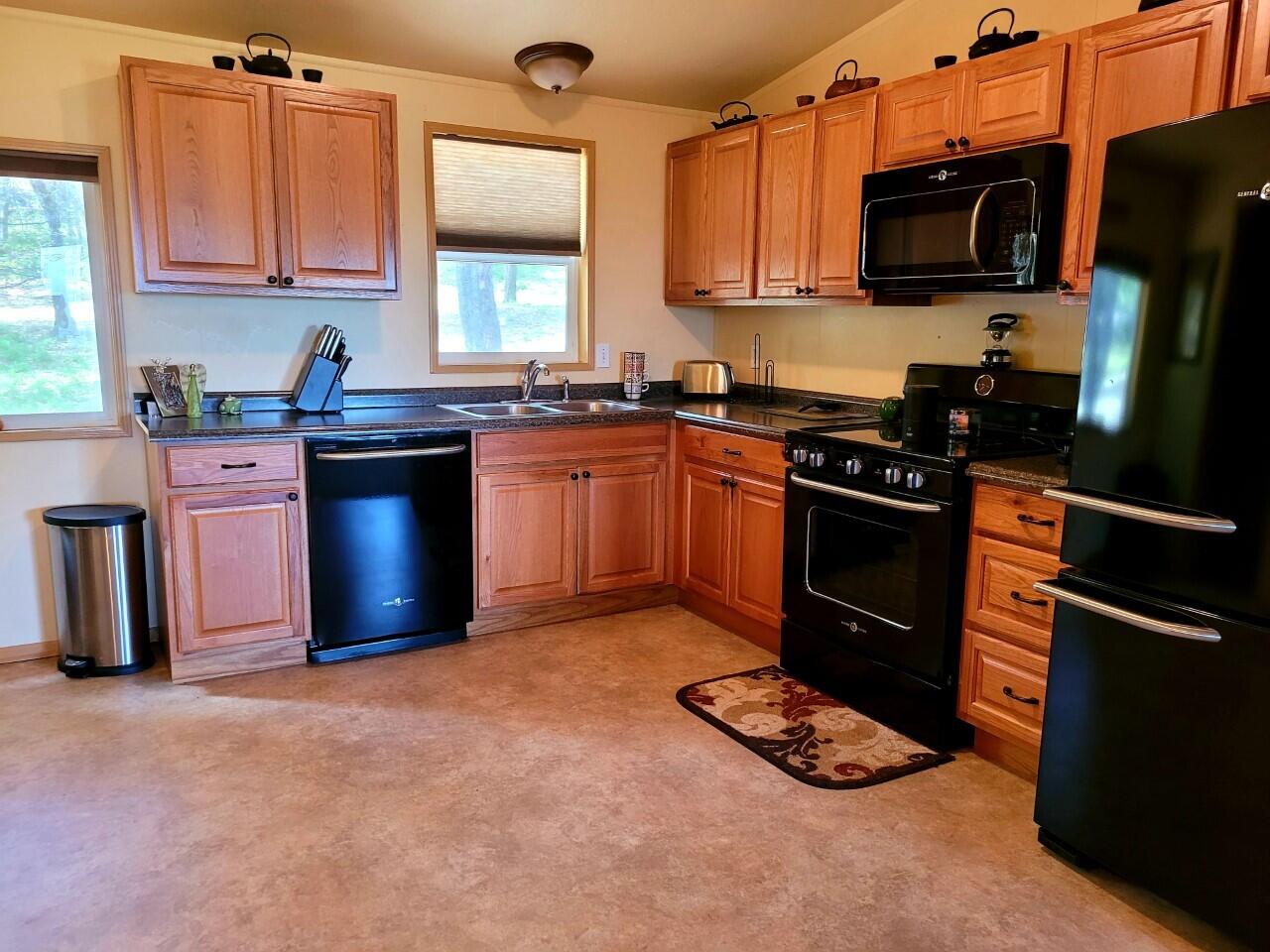7745 Beagle Road White City, OR 97503 - Photo 18 of 49 pic16