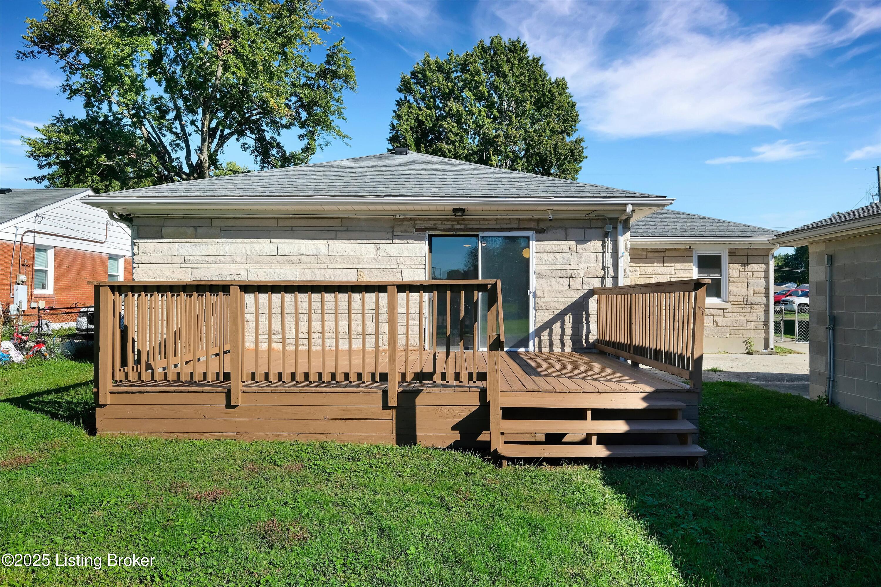 5202 Rodgers Road Louisville, KY 40258 - Photo 37 of 39 37-5202 Rogers Ave