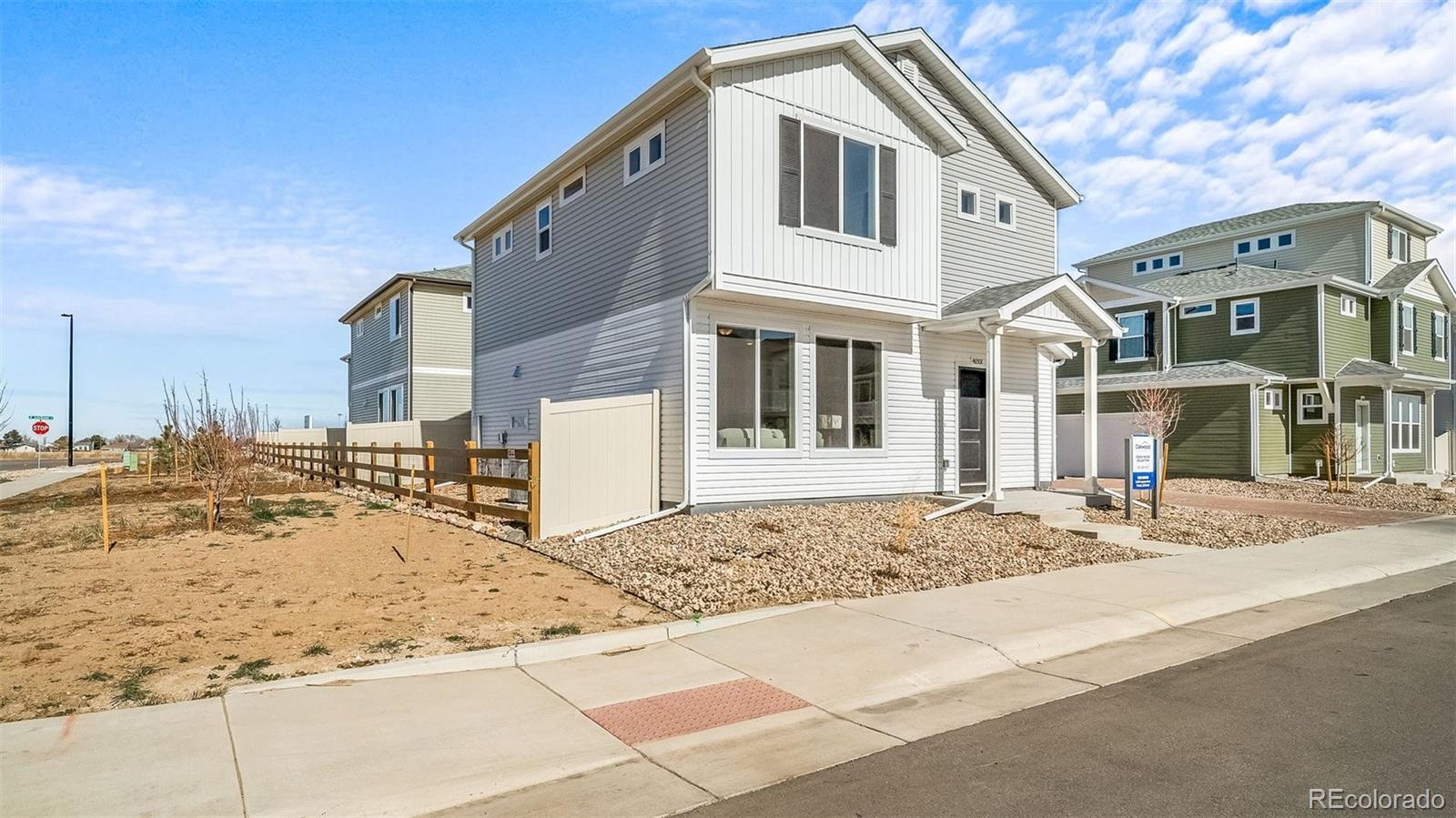 622 Wagon Wheel Way Bennett, CO 80102 - Photo 2 of 39