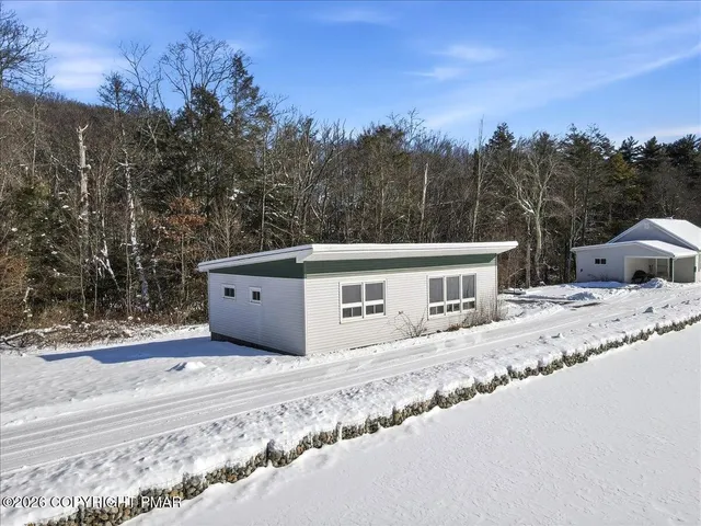 $2,200,000 | 306 Merwinsburg Road, Effort, PA 18330