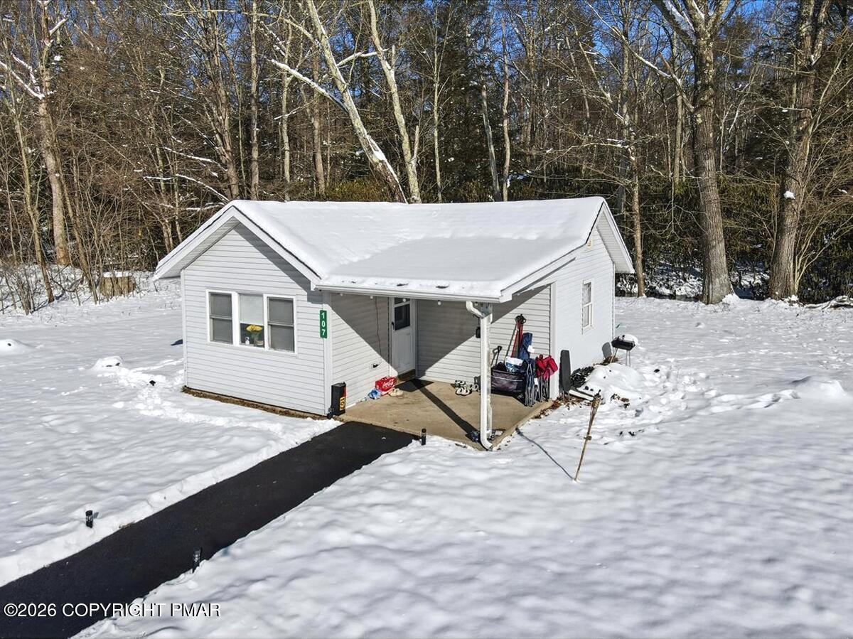 306 Merwinsburg Road Effort, PA 18330 - Photo 22 of 83 Cottage