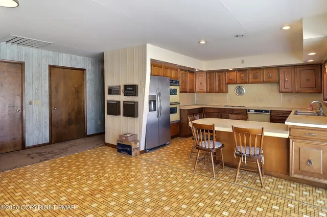 $2,200,000 | 306 Merwinsburg Road, Effort, PA 18330