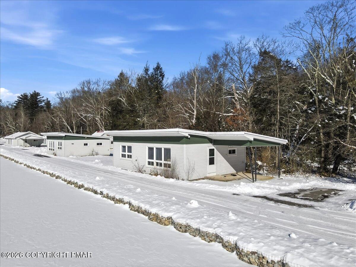 306 Merwinsburg Road Effort, PA 18330 - Photo 10 of 83 Cottage