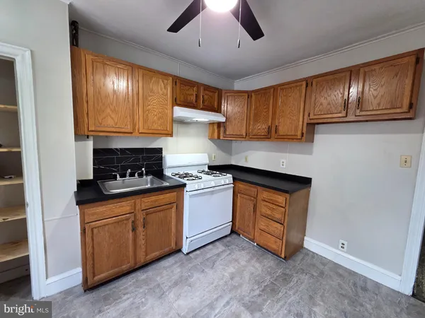 $1,350 | 314 Concord Avenue, Unit 2, Wilmington, DE 19802