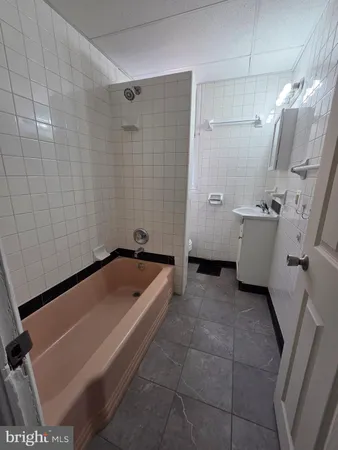 $1,350 | 314 Concord Avenue, Unit 2, Wilmington, DE 19802