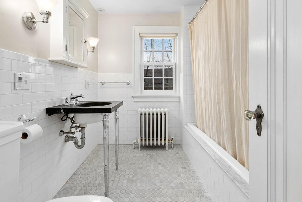 52 Glendale Road Belmont, MA 02478 - Photo 13 of 26 Gallery Image 13