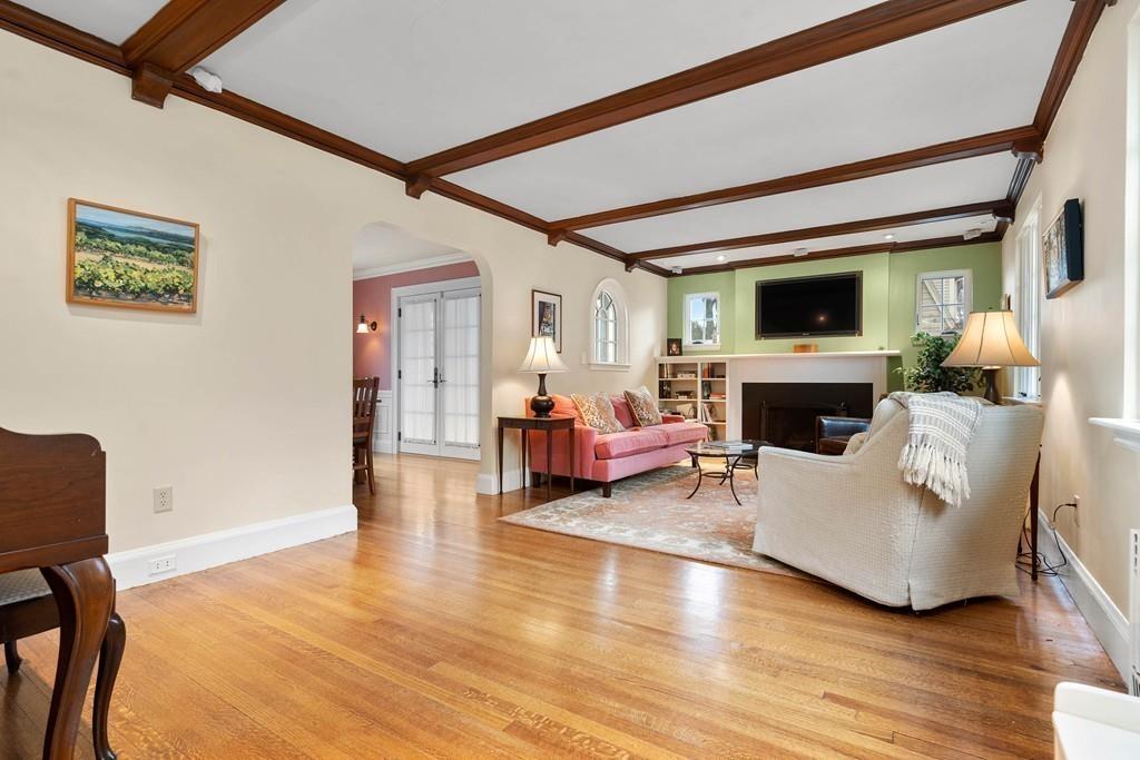 52 Glendale Road Belmont, MA 02478 - Photo 3 of 26 Gallery Image 3