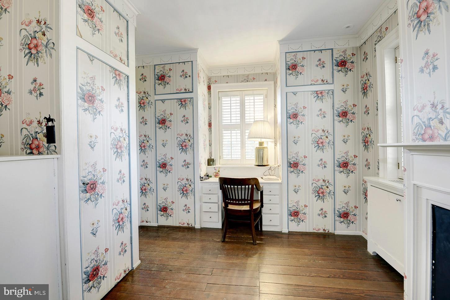 9414 Georgetown Pike Great Falls, VA 22066 - Photo 28 of 38