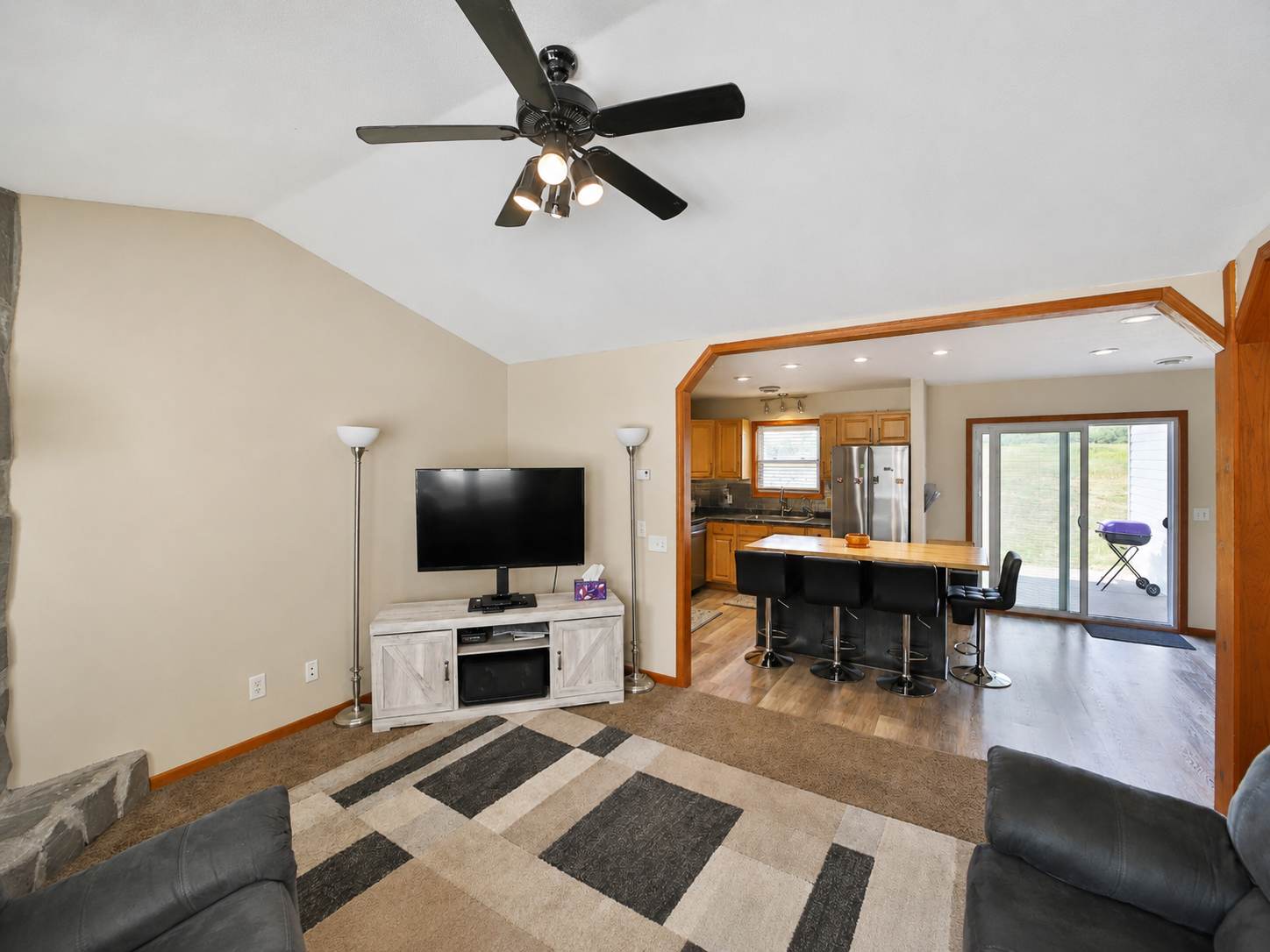 3736 Cedar Scenic Road Baxter, MN 56425 - Photo 7 of 32 Gallery Image 7