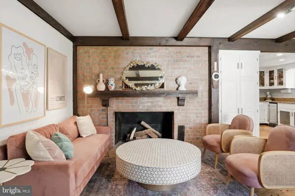 $925,000 | 6876 Mink Hollow Road, Highland, MD 20777