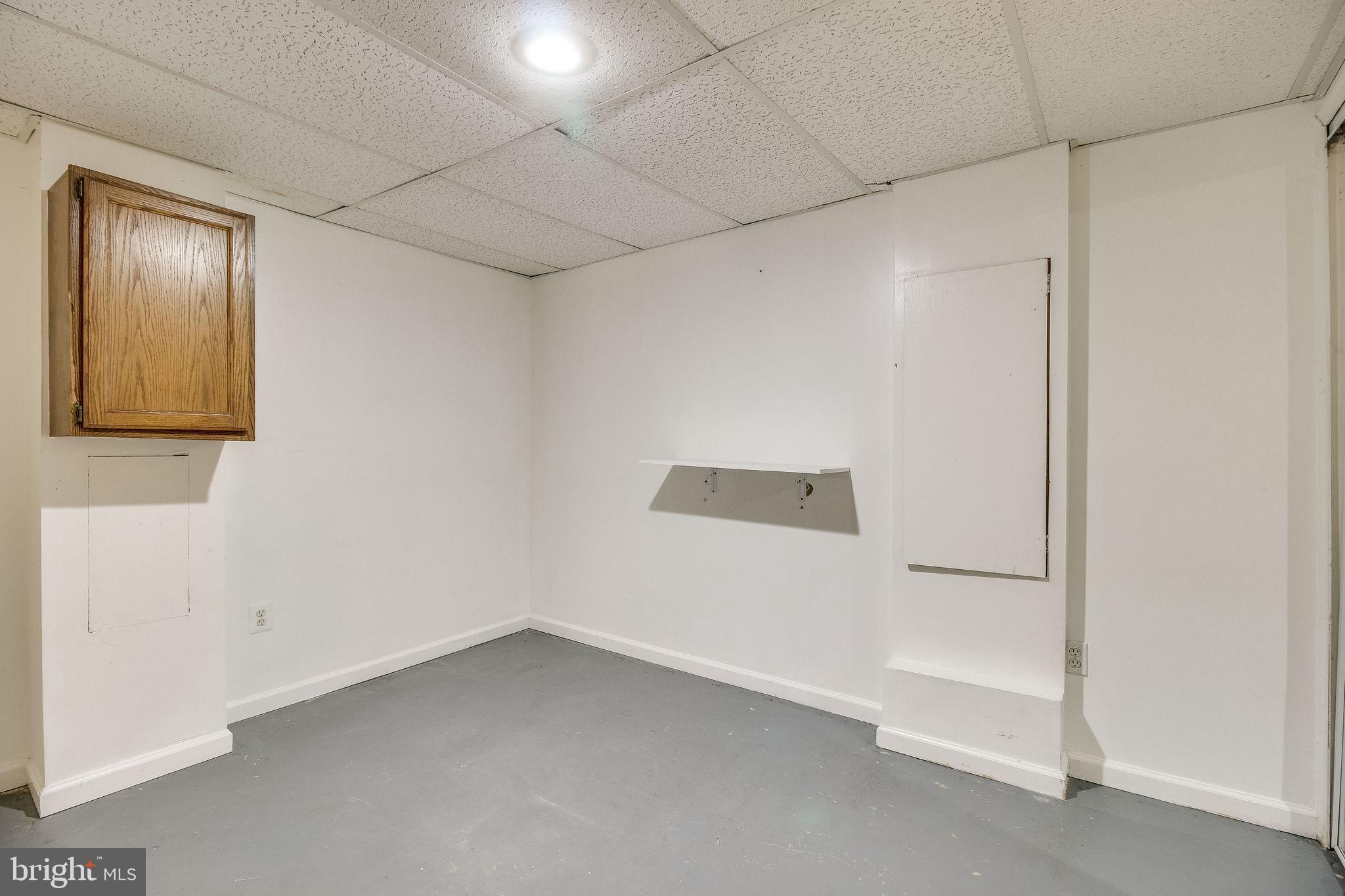 8478 Springfield Oaks Drive Springfield, VA 22153 - Photo 18 of 87