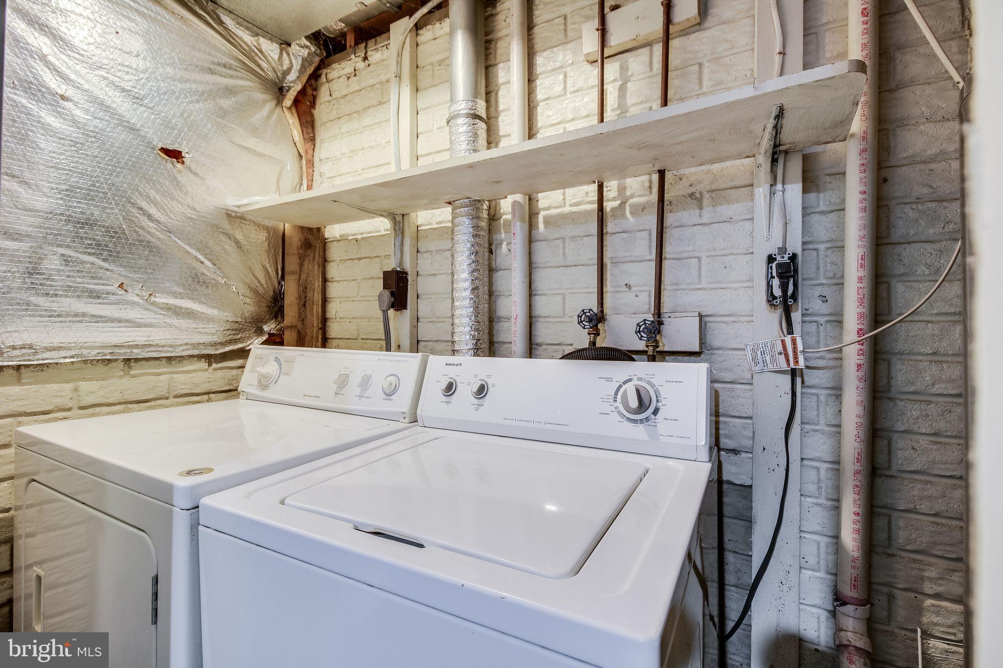 8478 Springfield Oaks Drive Springfield, VA 22153 - Photo 19 of 87