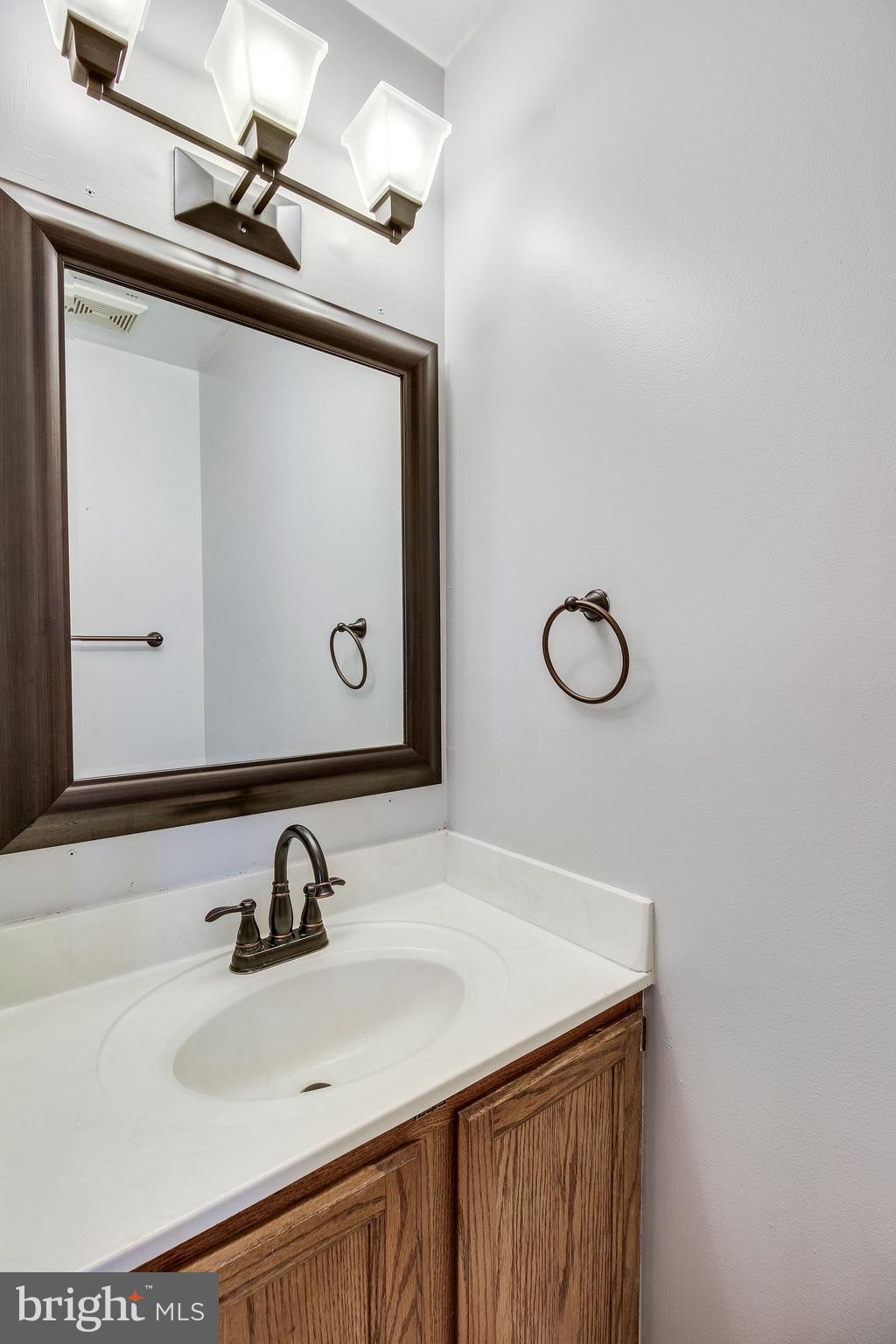 8478 Springfield Oaks Drive Springfield, VA 22153 - Photo 27 of 87