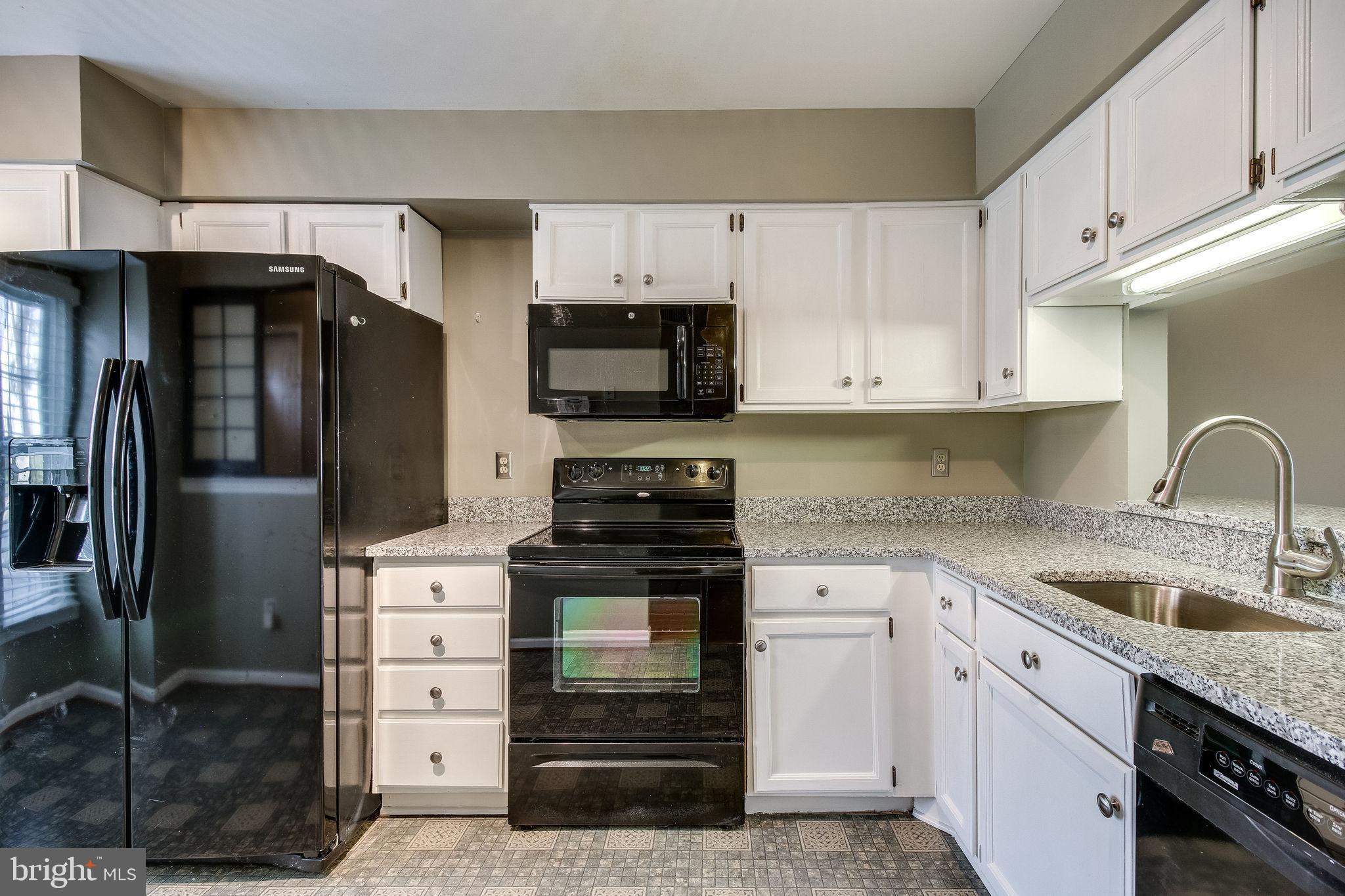 8478 Springfield Oaks Drive Springfield, VA 22153 - Photo 33 of 87