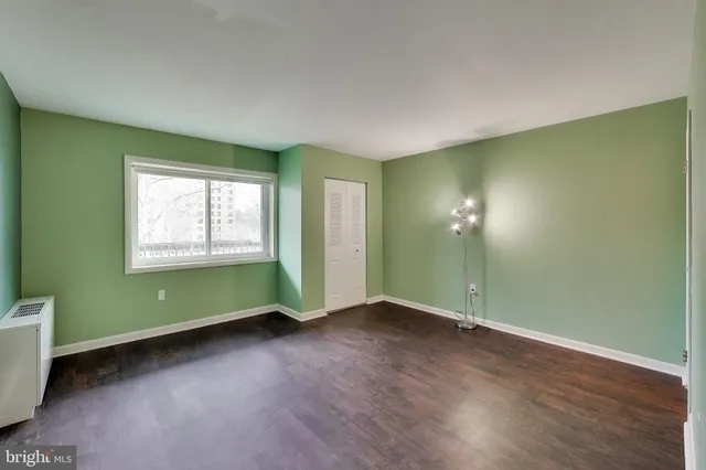 $2,000 | 7420 Lakeview Drive, Unit W205, Bethesda, MD 20817