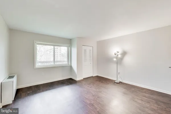 $2,000 | 7420 Lakeview Drive, Unit W205, Bethesda, MD 20817