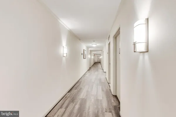 $2,000 | 7420 Lakeview Drive, Unit W205, Bethesda, MD 20817