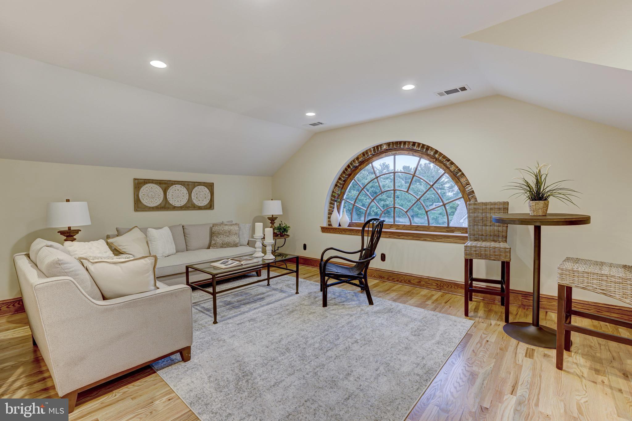 709 Dividing Road Severna Park, MD 21146 - Photo 45 of 73 3rd level sitting area