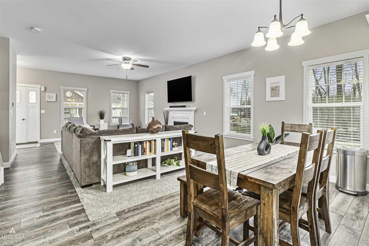 9261 Regency Pinckney, MI 48169 - Photo 18 of 40 Gallery Image 18